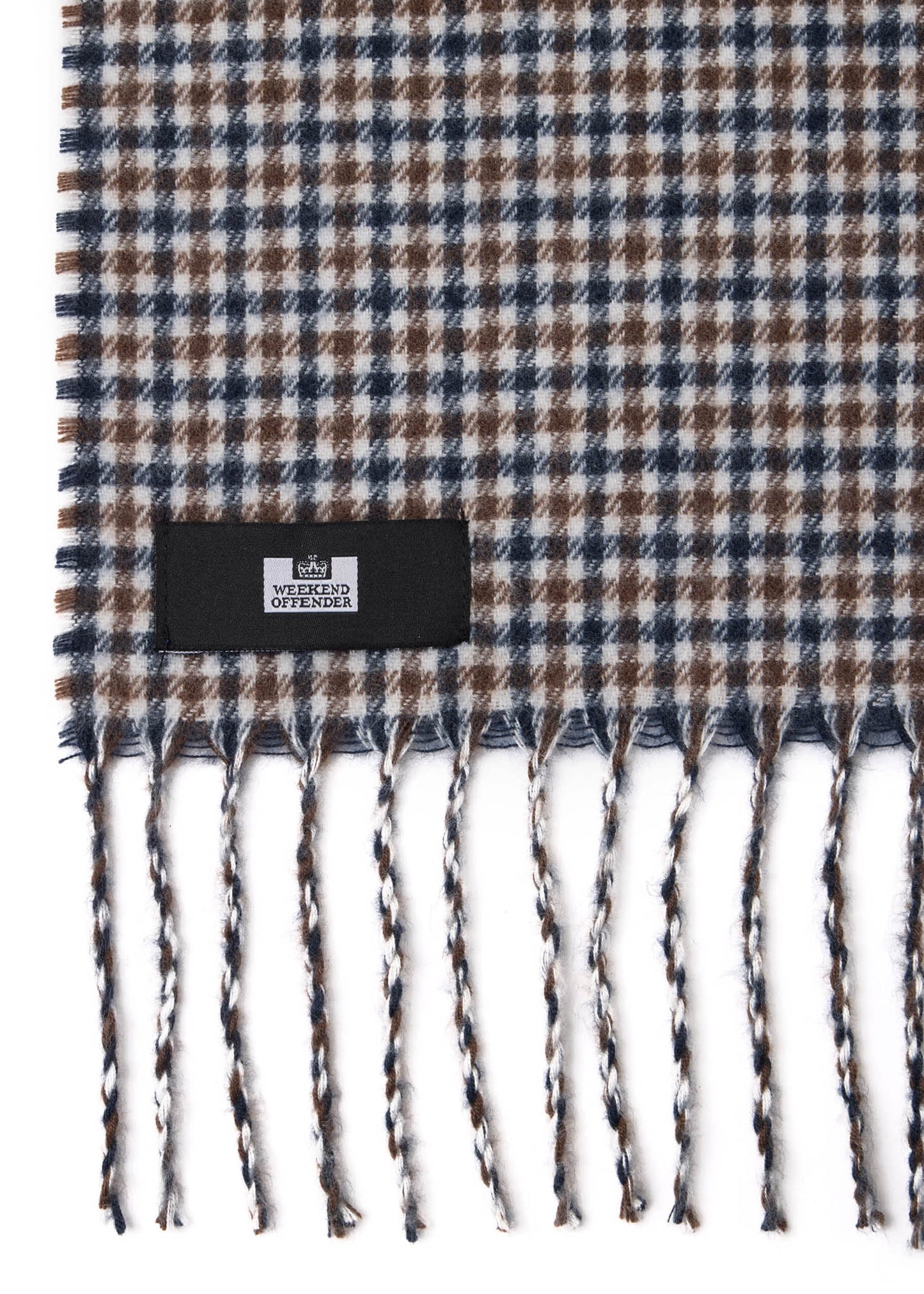 Weekend Offender Sjaals Nurmagomedov - house check