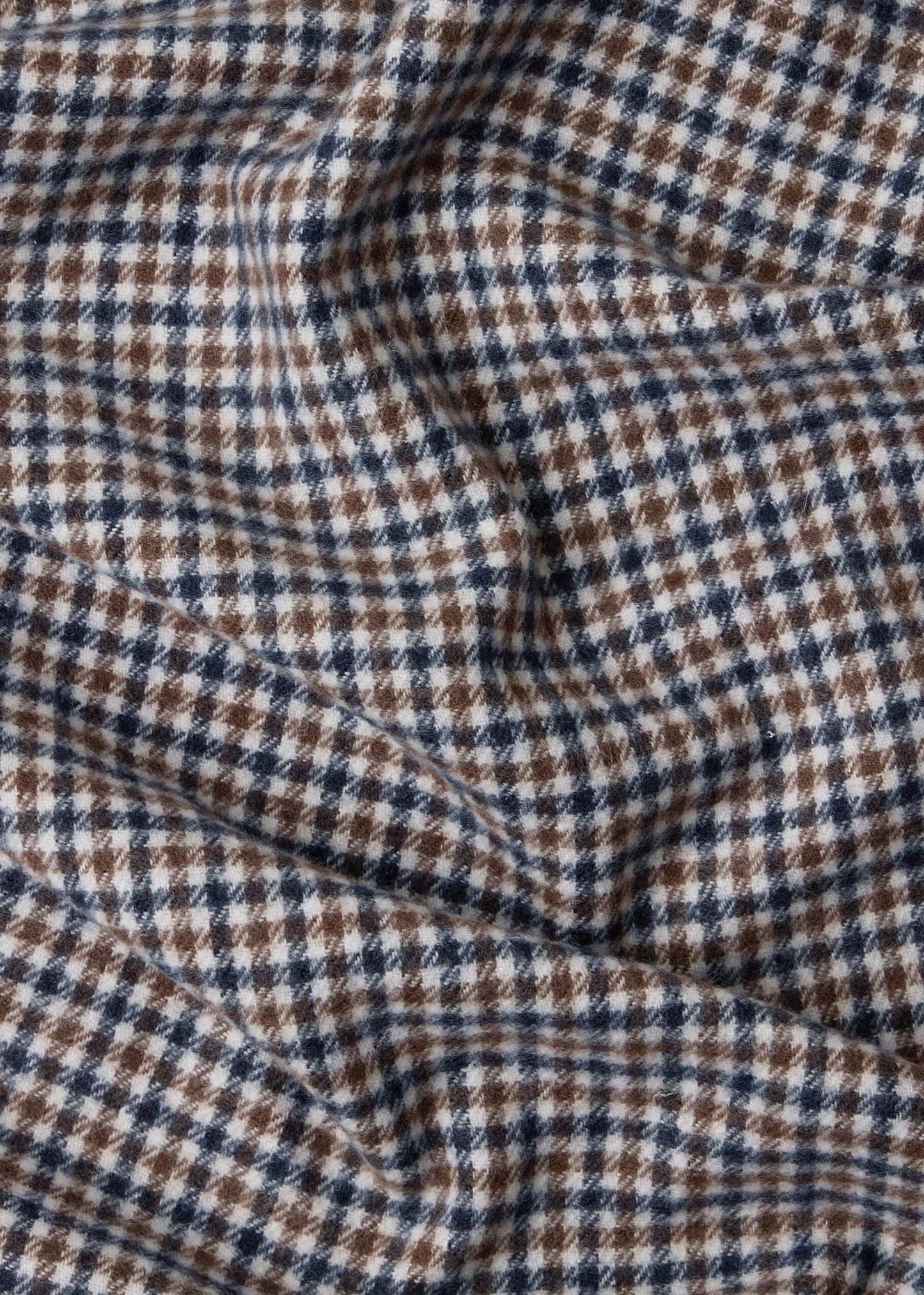 Weekend Offender Sjaals Nurmagomedov - house check