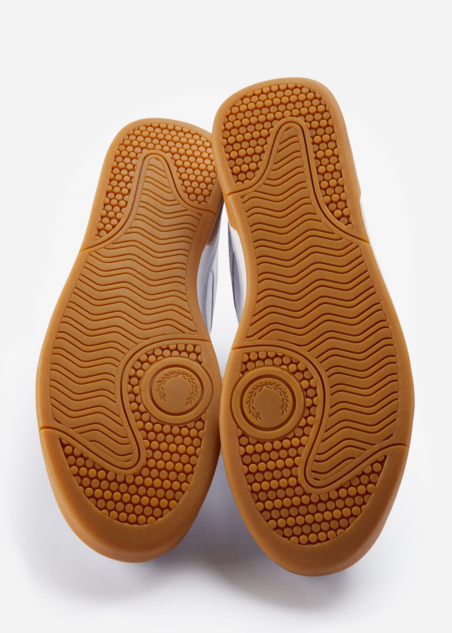 Fred Perry Schoenen Textured leather - white navy