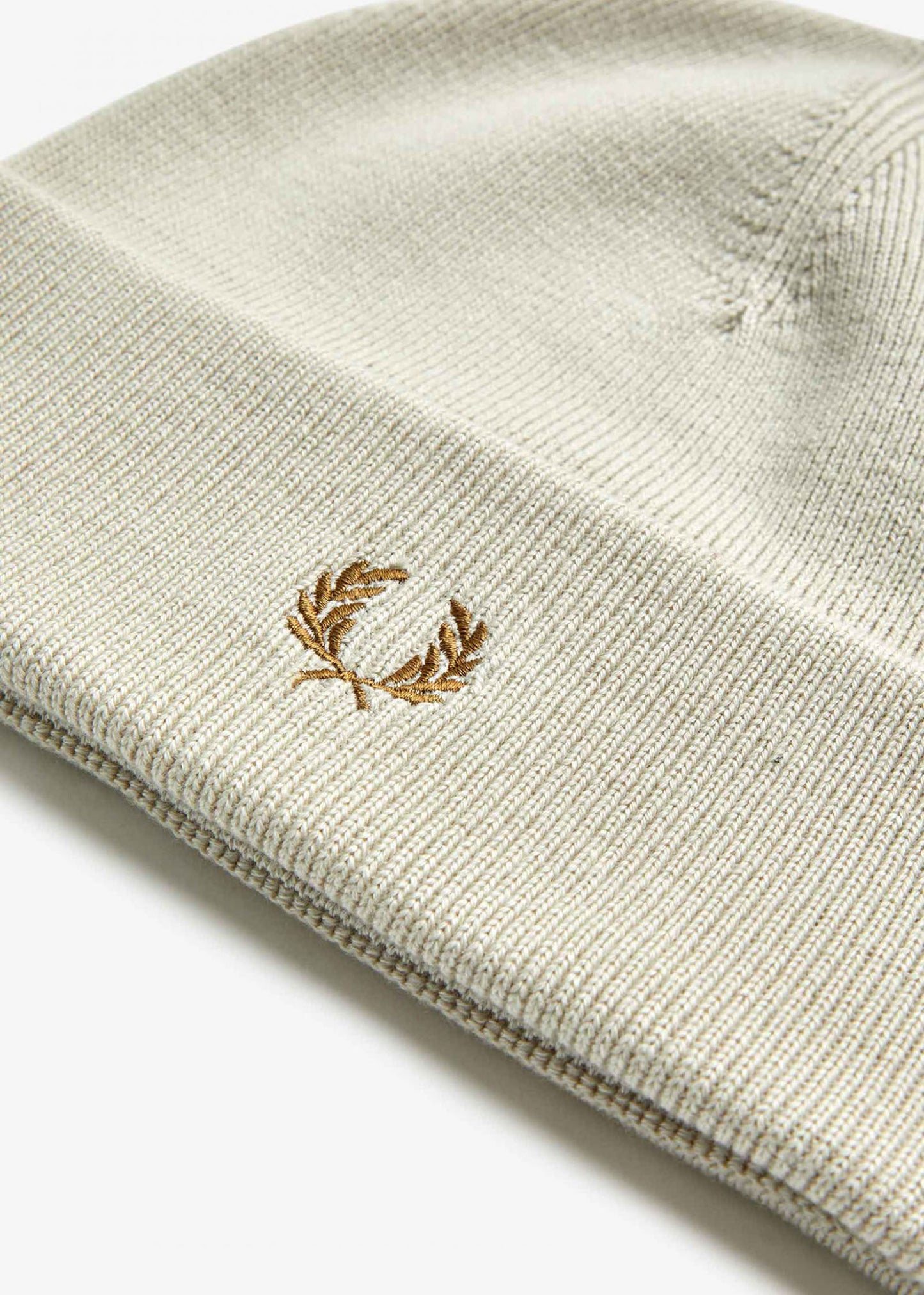Fred Perry Mutsen Classic beanie - oatmeal dark caramel