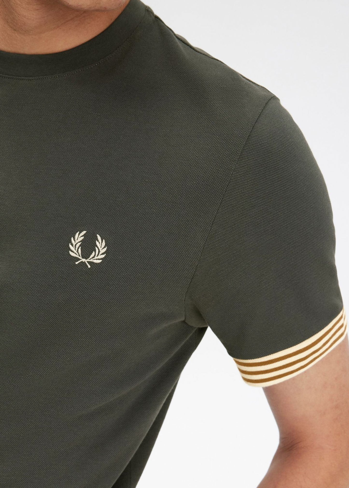 Fred Perry T-shirts Striped cuff t-shirt - field green