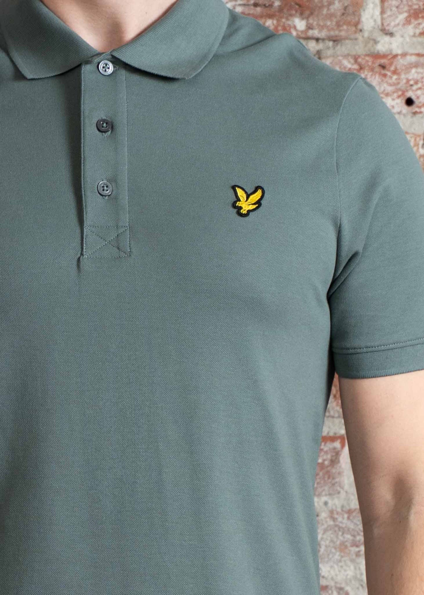 Lyle & Scott Polo's Plain polo shirt - green mercurial