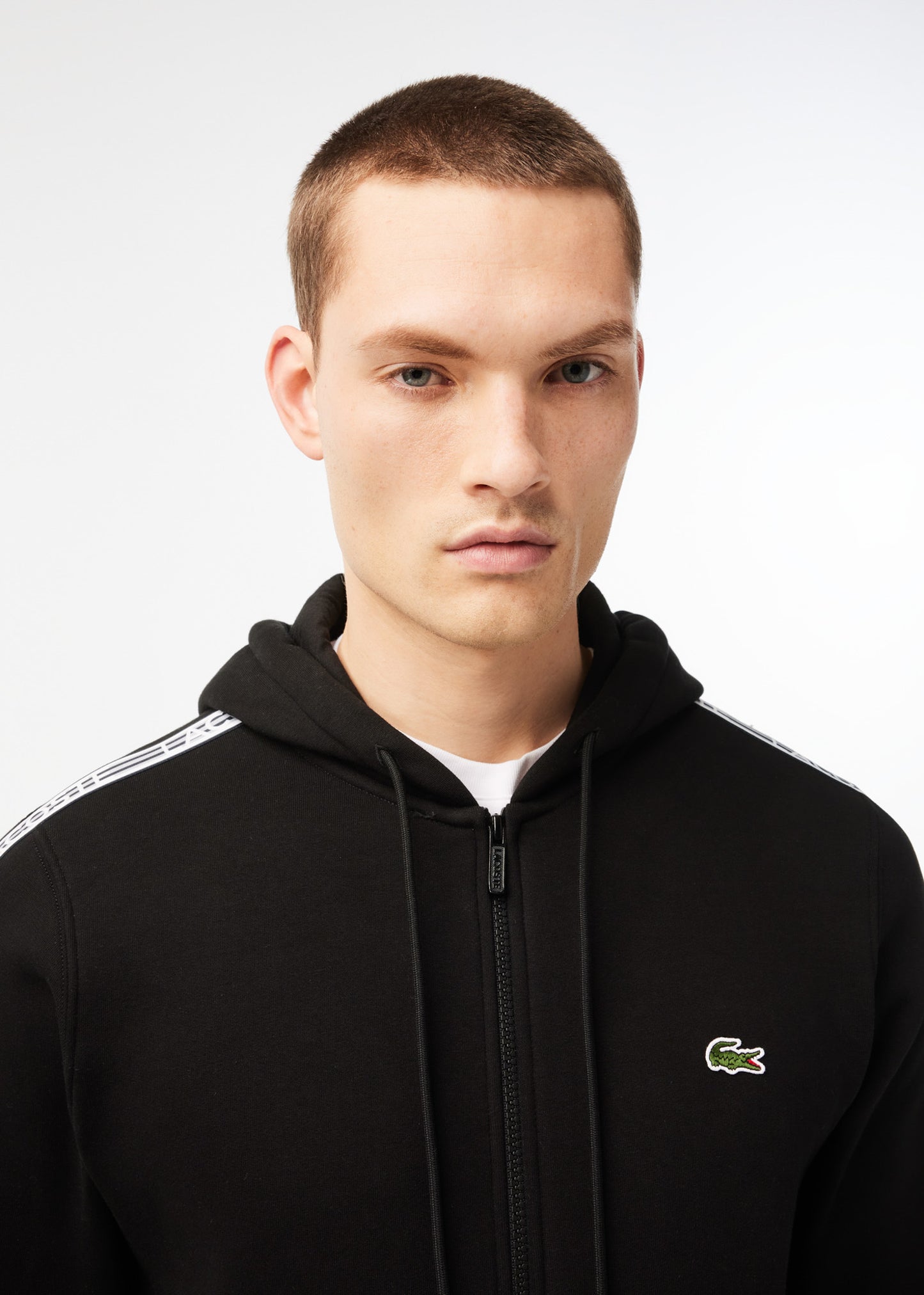 Lacoste Vesten Contrast stripe zip through hoodie - black