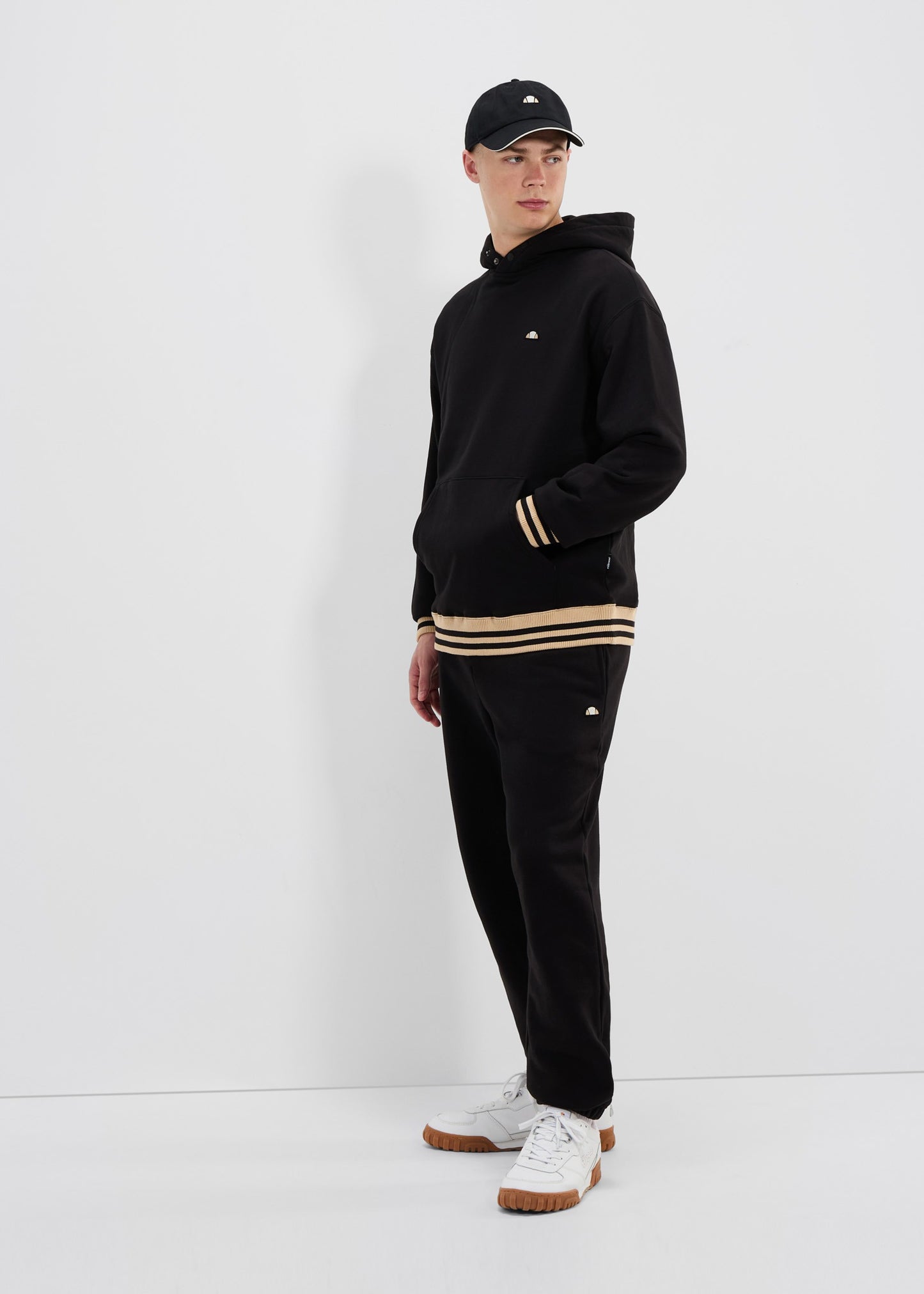 Ellesse Hoodies Hazzo oh hoody - black