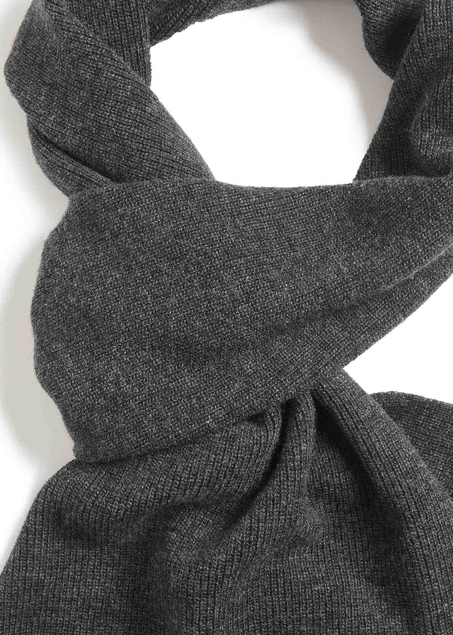 Lyle & Scott Sjaals Lambswool ribbed scarf - charcoal marl