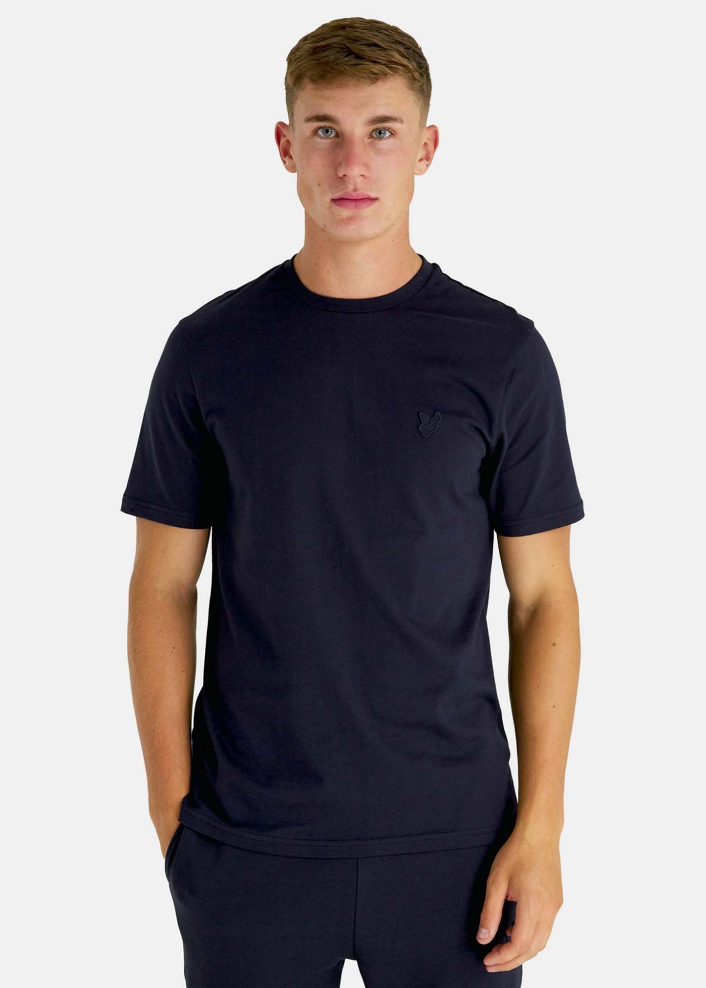 Lyle & Scott T-shirts Tonal eagle t-shirt - dark navy