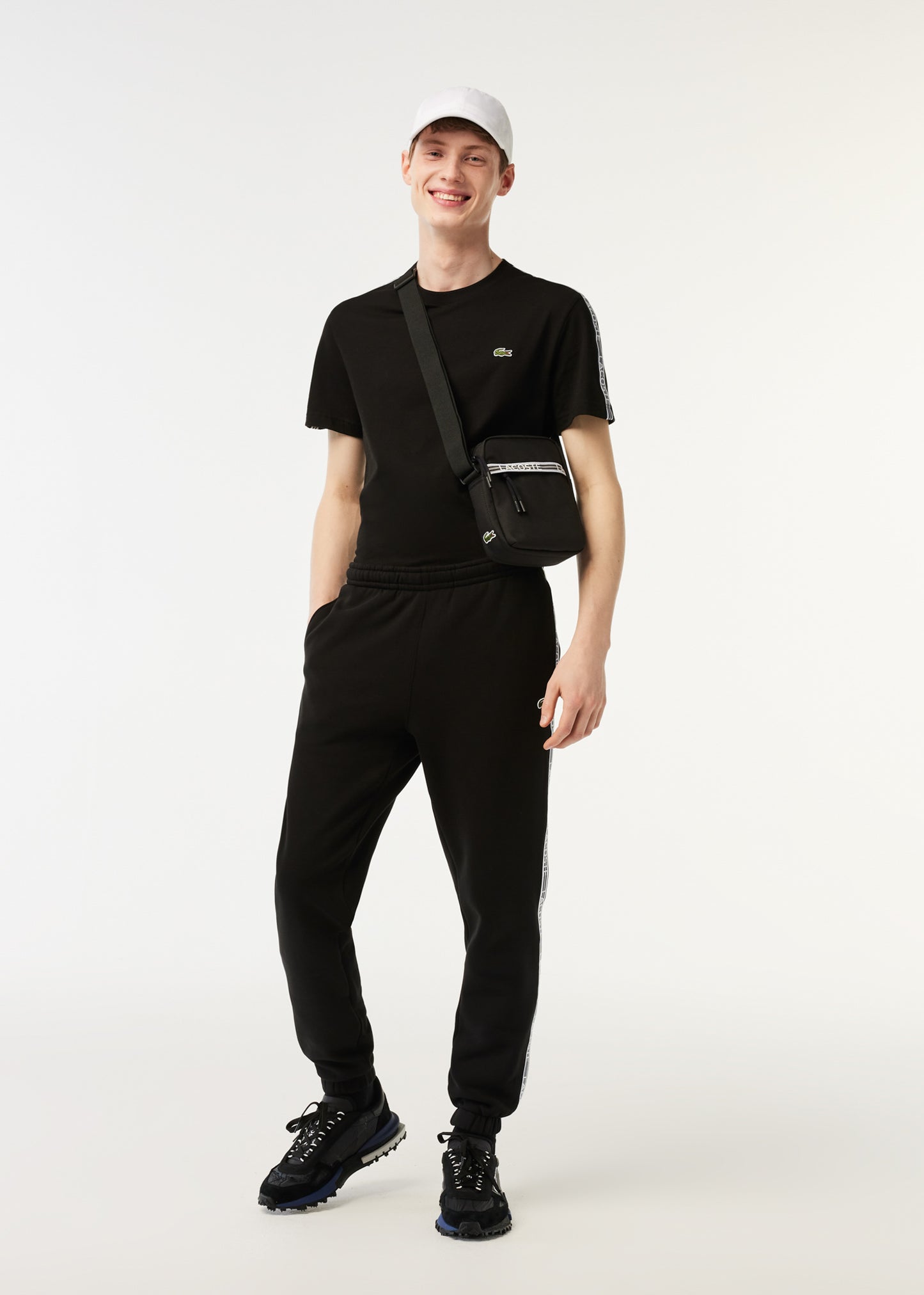 Lacoste Broeken Contrast stripe tracksuit trousers - black