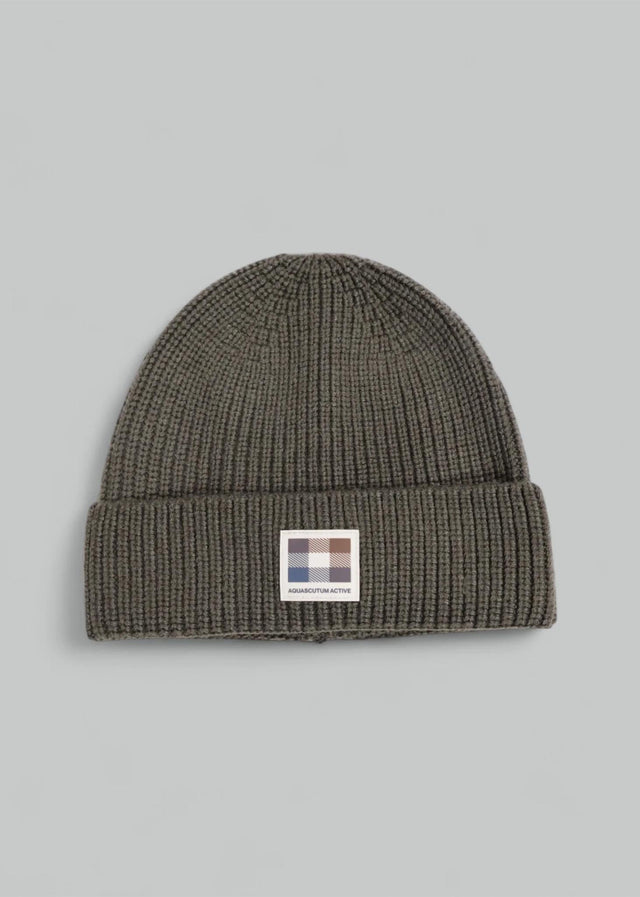 Aquascutum Beanies Active beanie patch - army green