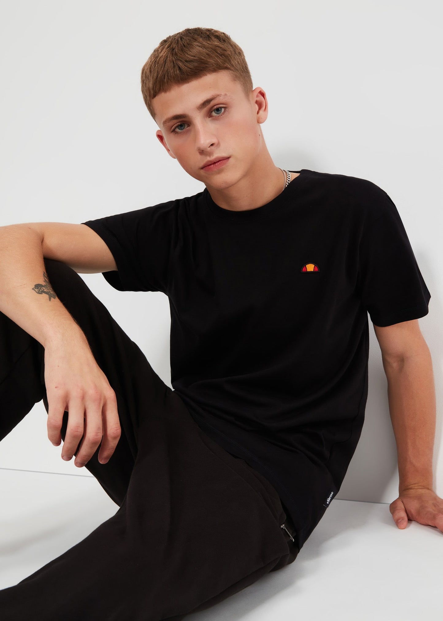 Ellesse T-shirts Cassica tee - black