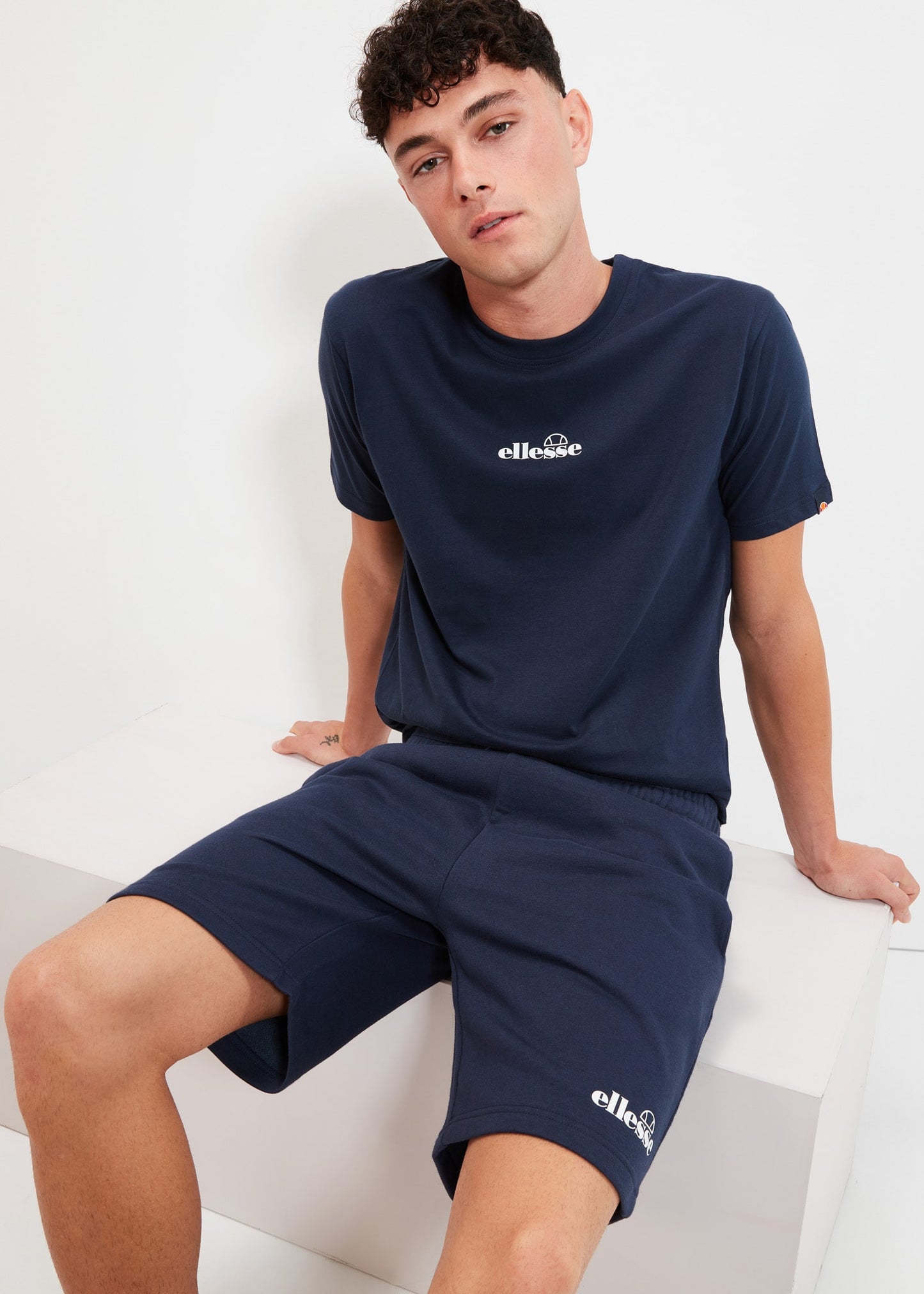 Ellesse T-shirts Ollio t-shirt - navy