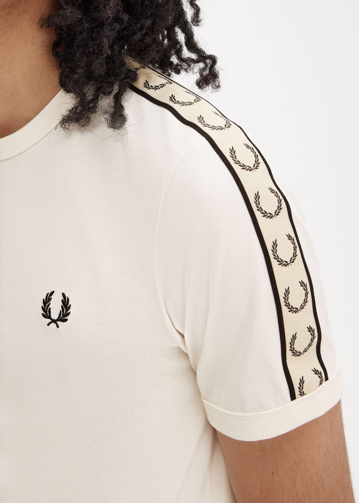 Fred Perry T-shirts Contrast tape ringer t-shirt - ecru black