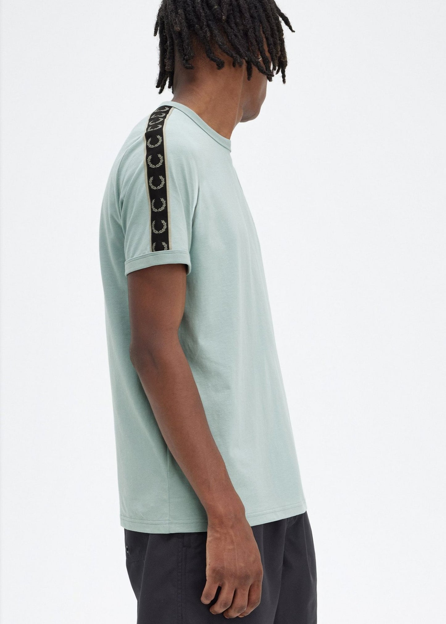 Fred Perry T-shirts Contrast tape ringer t-shirt - slvblu warmgrey