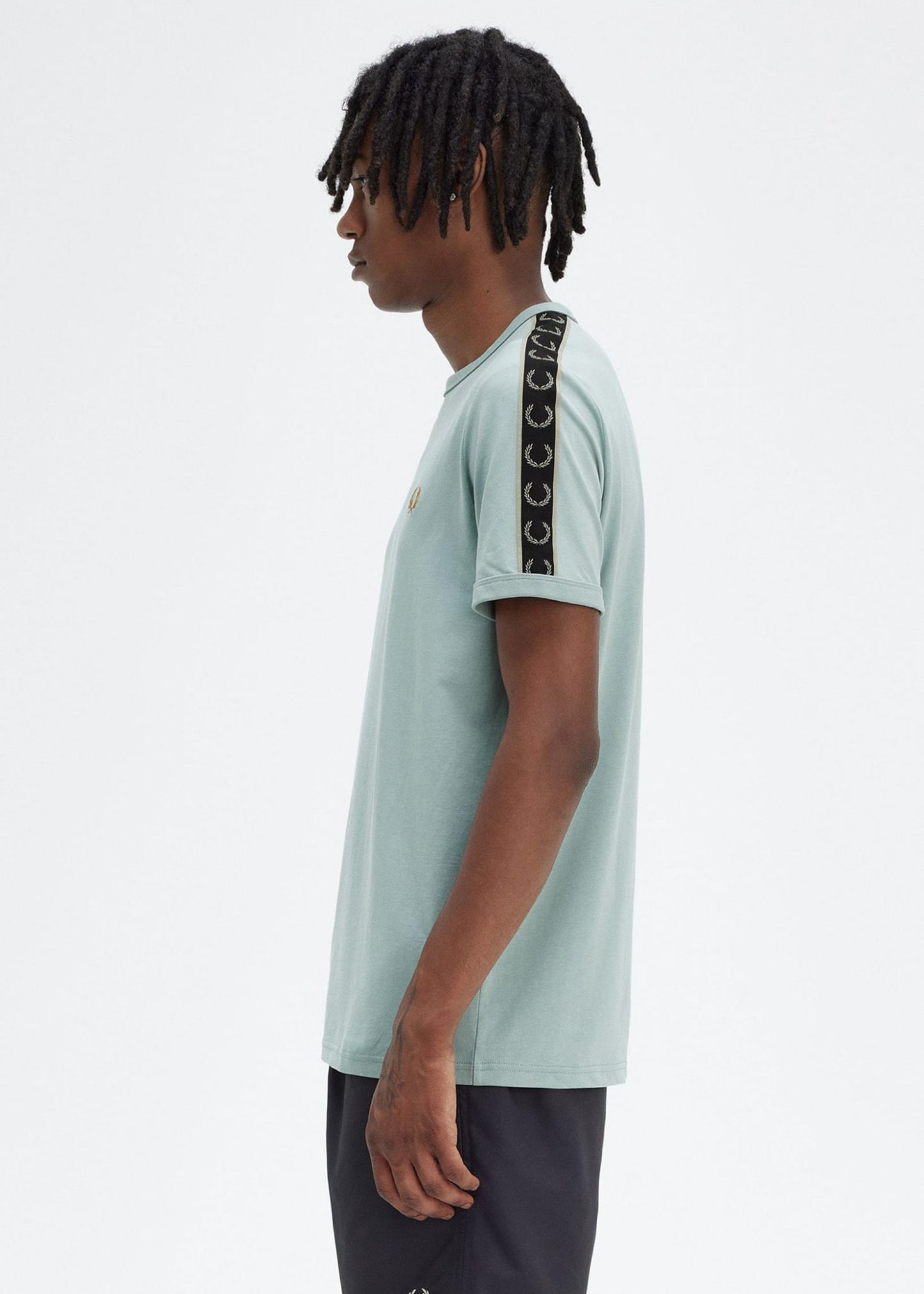 Fred Perry T-shirts Contrast tape ringer t-shirt - slvblu warmgrey