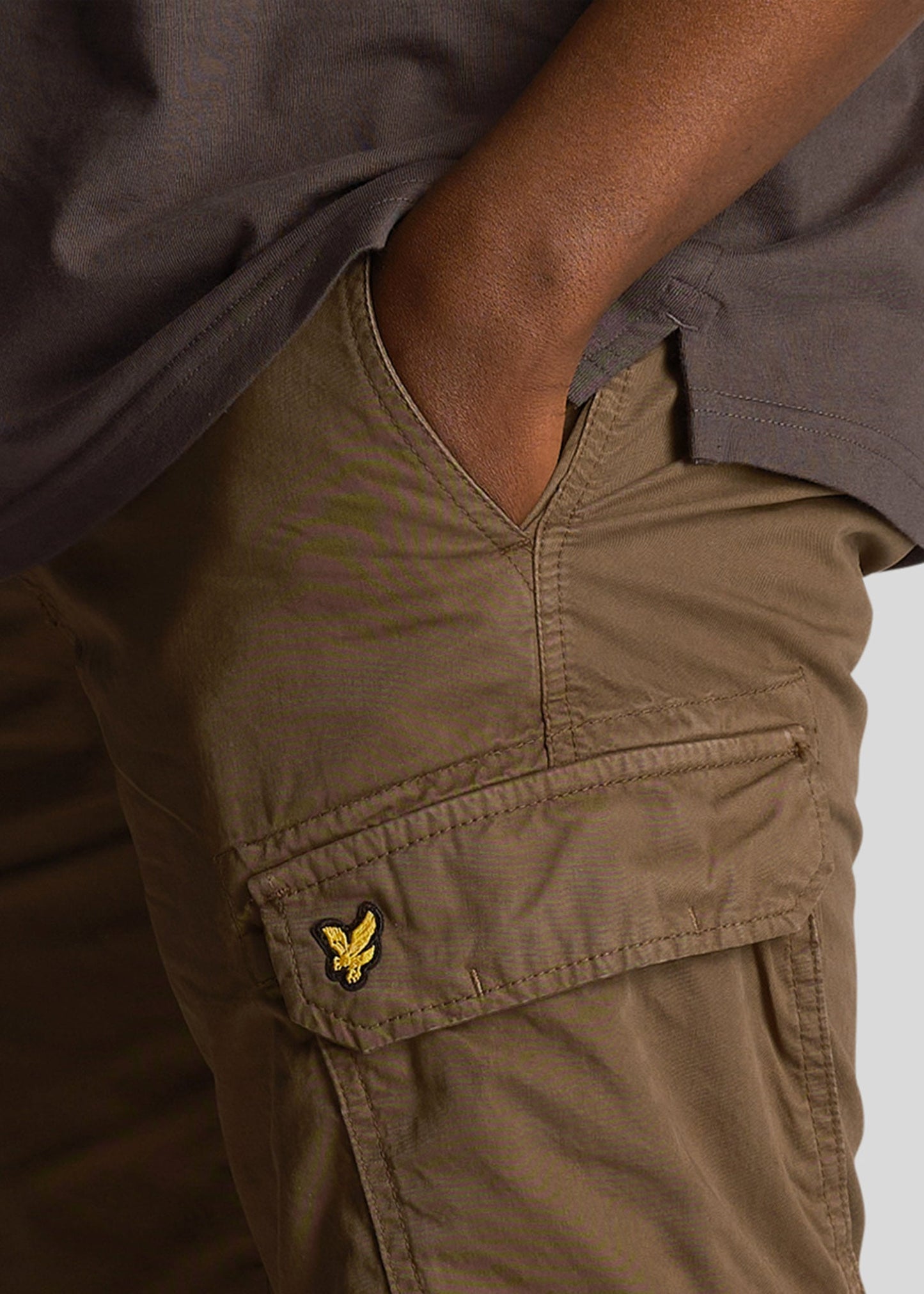 Lyle & Scott Korte Broeken Bestseller Wembley cargo short - military green