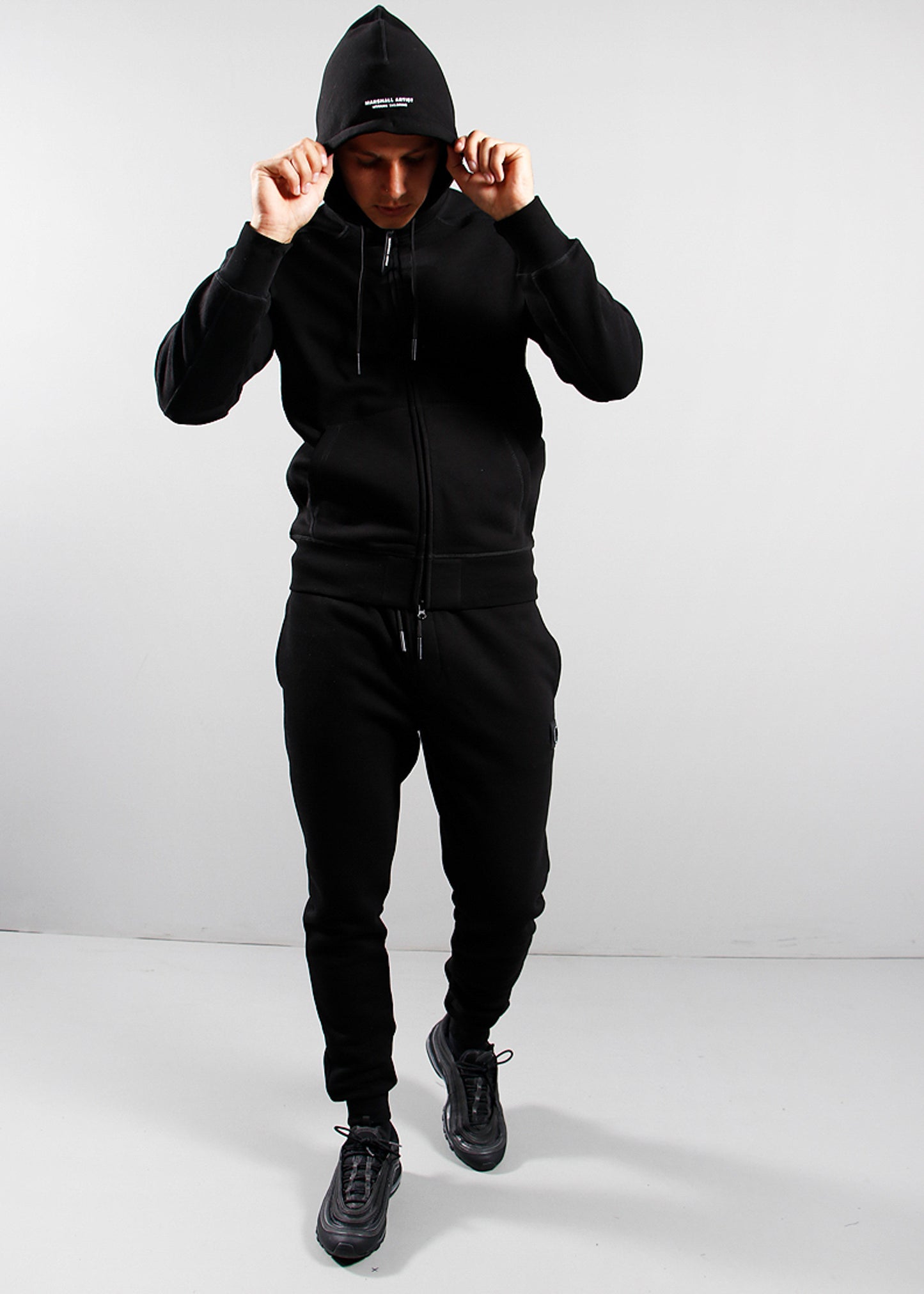 Marshall Artist Vesten Siren full zip hood - black