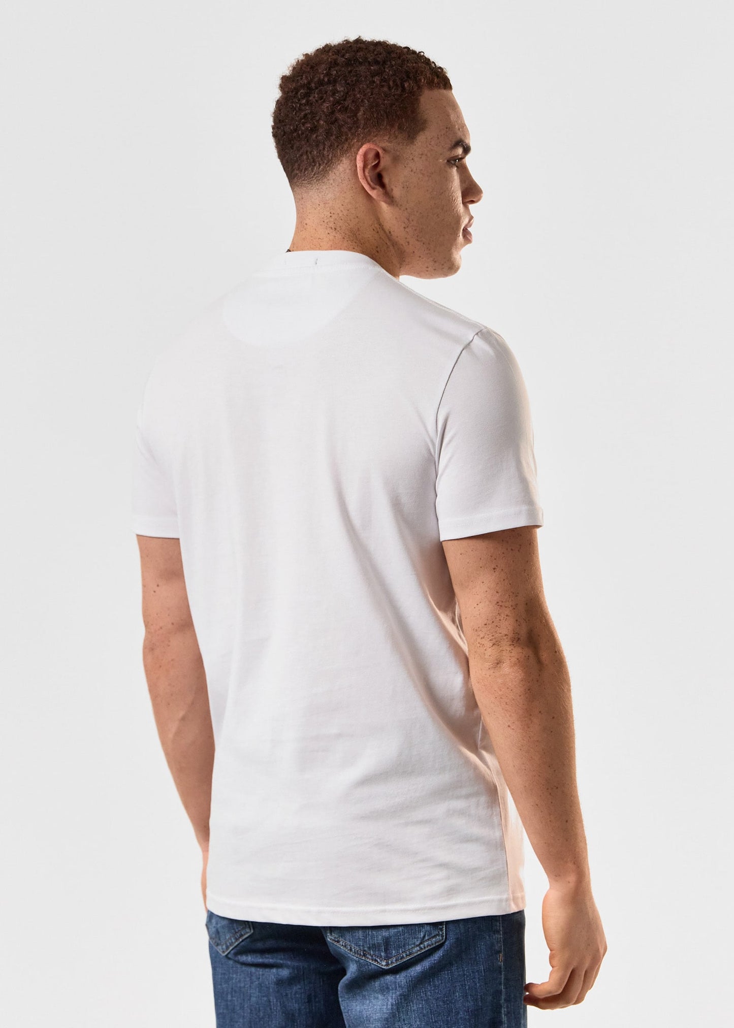 Weekend Offender T-shirts Forever - white