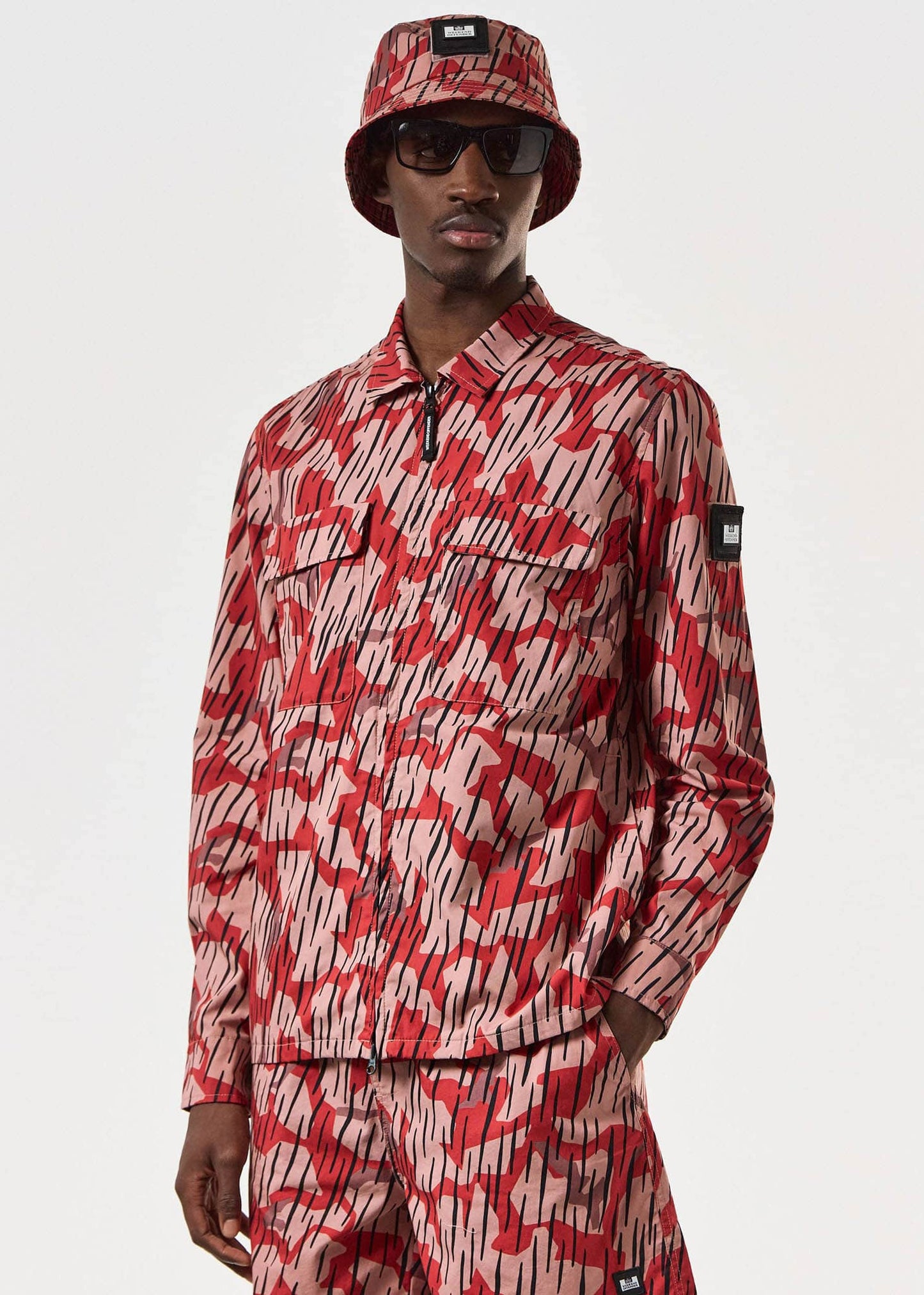 Weekend Offender Jassen Waya camo - blaze rain camo