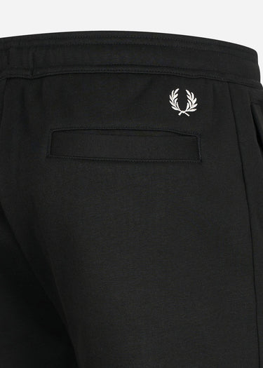 Fred Perry Korte Broeken Embroidered sweat short - black