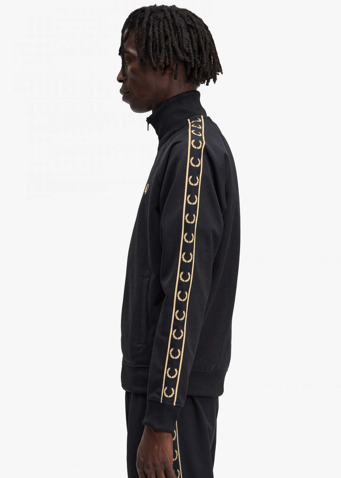 Fred Perry Vesten Seasonal taped track jacket - black gold