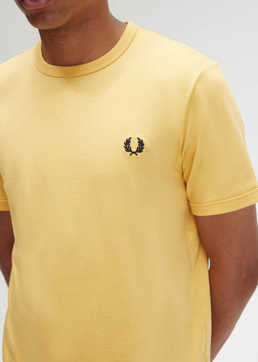 Fred Perry T-shirts Ringer t-shirt - golden hour