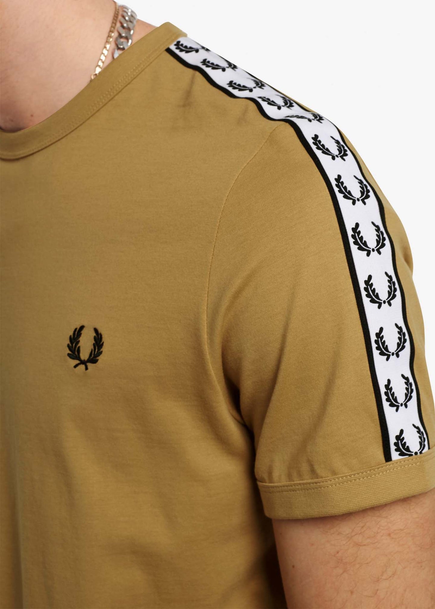 Fred Perry T-shirts  Taped ringer t-shirt - desert 