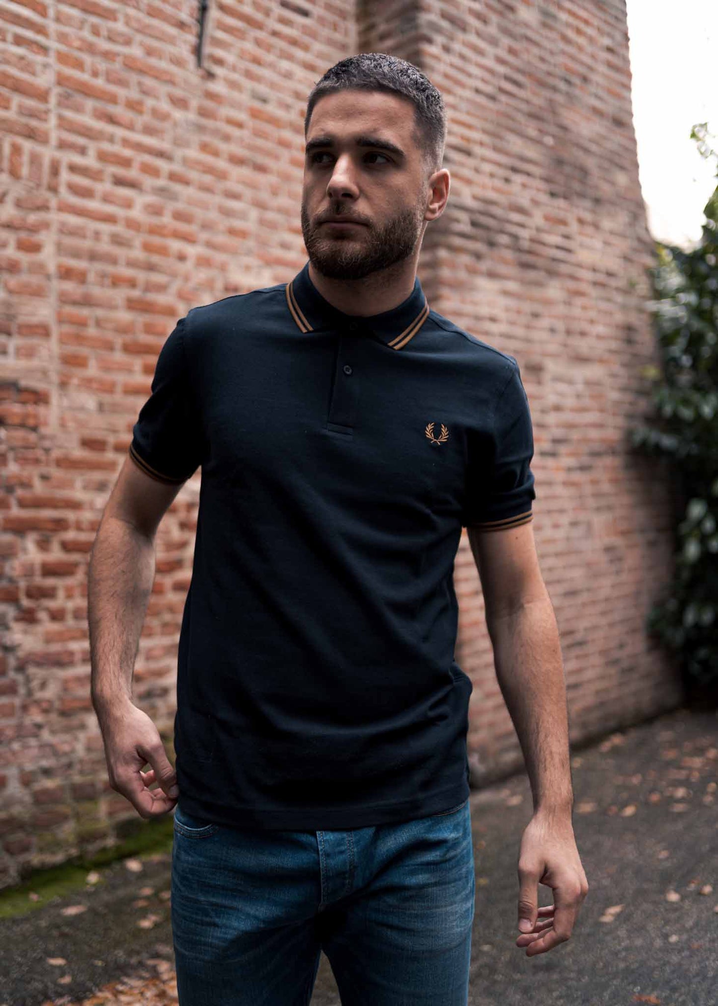 fred perry polo navy dark caramel