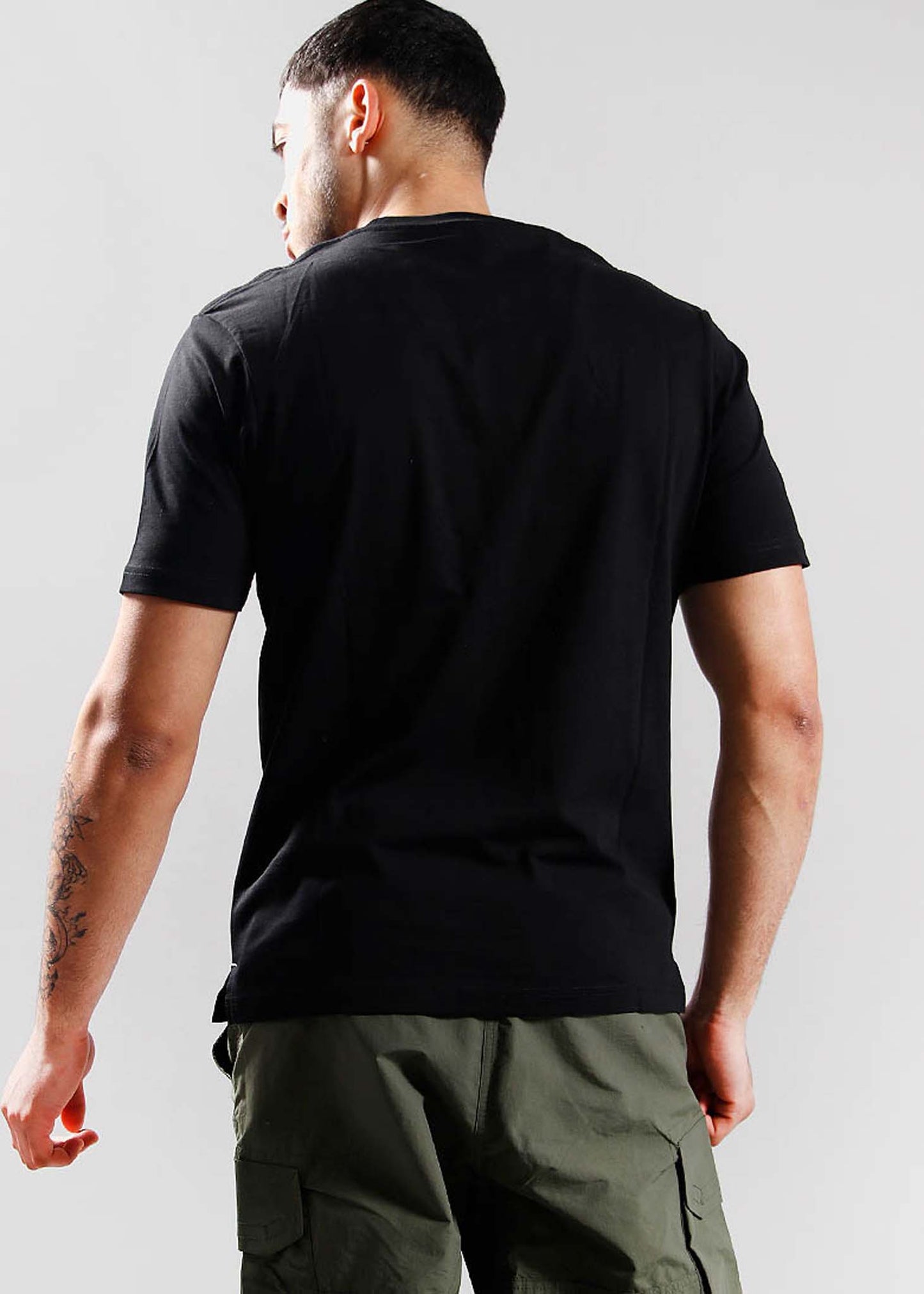 Chevron box logo t-shirt - black - Marshall Artist