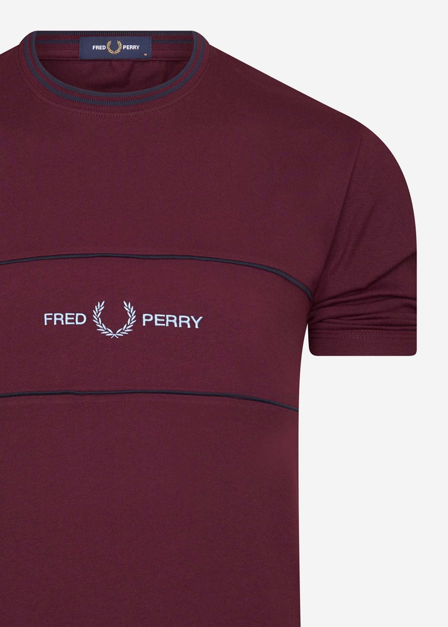 Fred Perry T-shirts  Embroidered panel t - mahogany 
