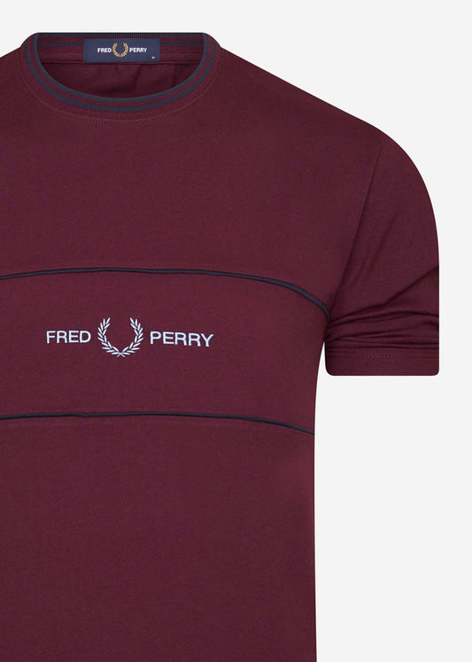Fred Perry T-shirts  Embroidered panel t - mahogany 