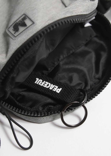 Peaceful Hooligan Tassen River pouch - marl grey