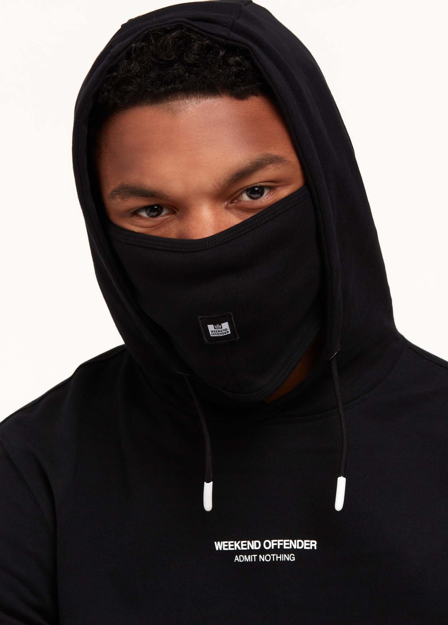 Weekend Offender Hoodies Seven mile - black