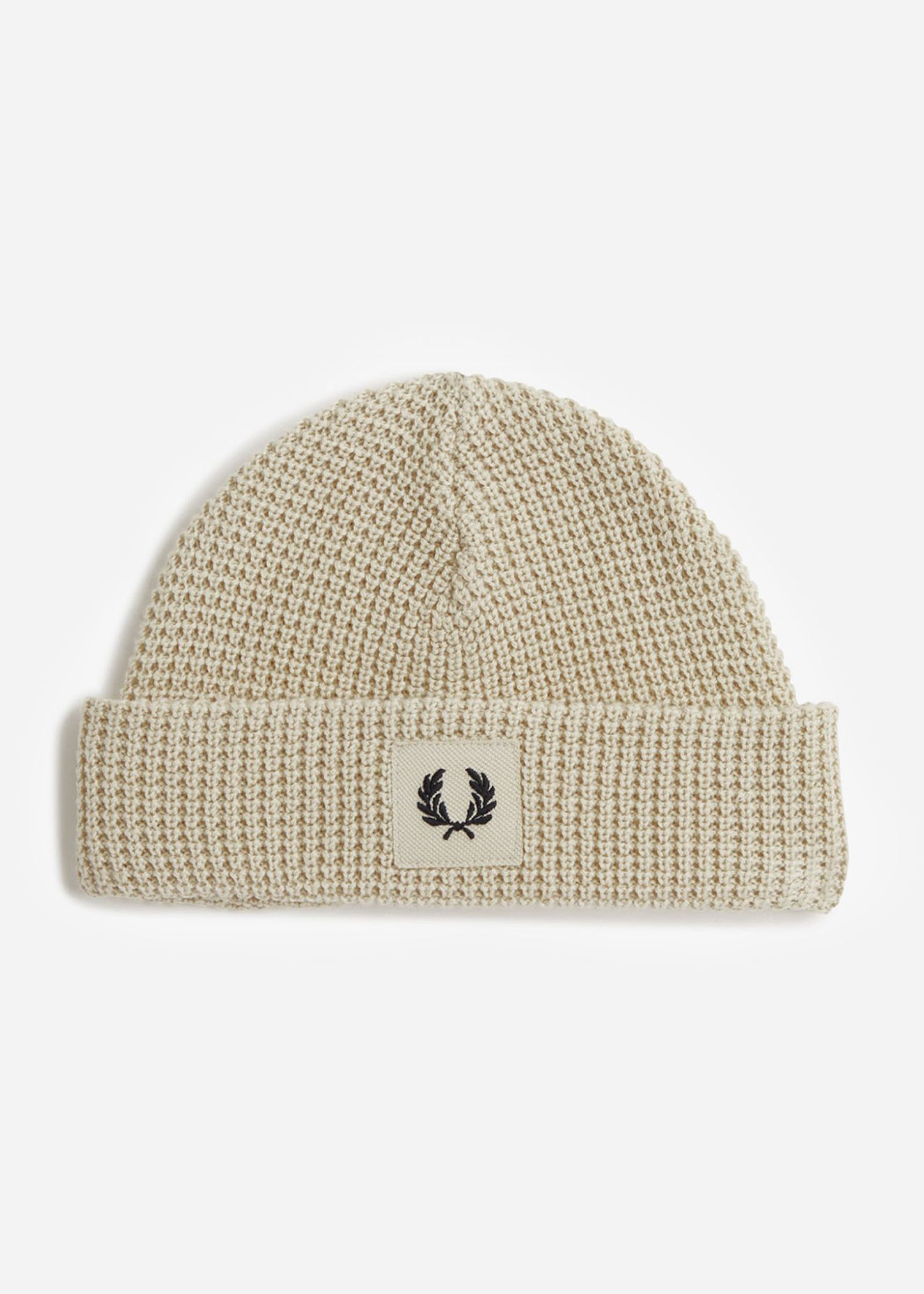 Fred Perry Mutsen  Patch brand waffle knit beanie - oatmeal black 