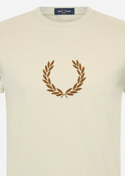 Fred Perry T-shirts  Flocked laurel wreath gra tee - light oyster 