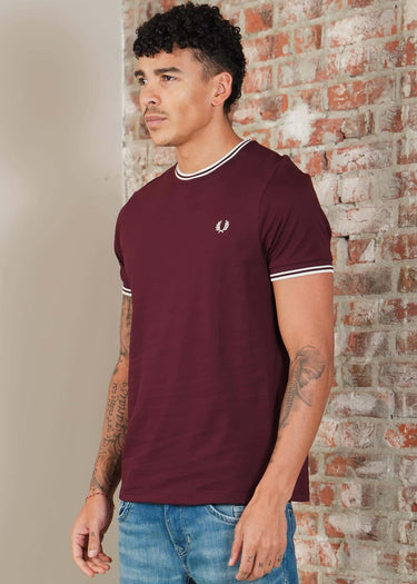 Fred Perry T-shirts Twin tipped t-shirt - oxblood ecru