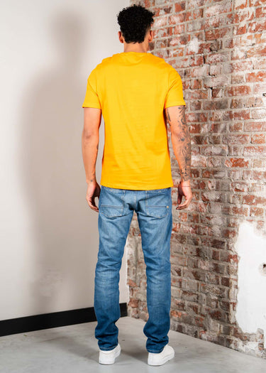 Lyle & Scott T-shirts Limited Edition - Netherlands Flag Eagle T-Shirt - Bright orange