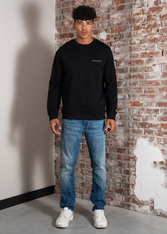 Lyle & Scott Truien Loopback embroidered crew neck sweatshirt - jet black white