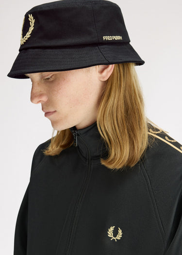 Fred Perry Bucket Hats Bold branding canvas buckethat - black champagne