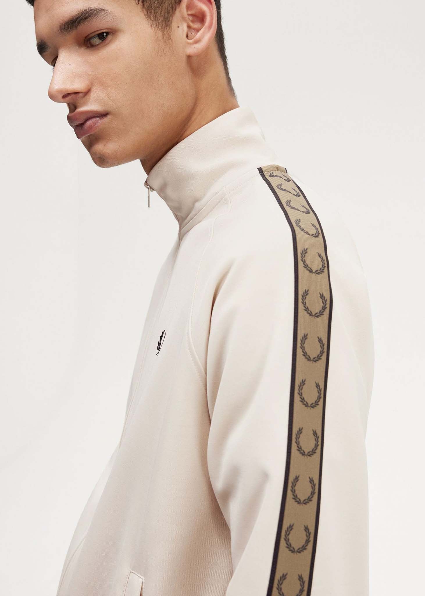 Fred Perry Vesten  Contrast tape track jacket - oatmeal shaded stone 