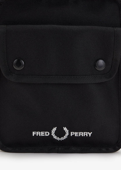 Fred Perry Tassen  Branded side bag - black 