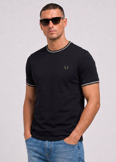 Fred Perry T-shirts Twin tipped t-shirt - black ecru laurel wreath green