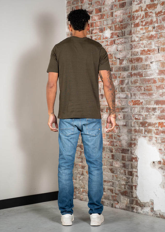 Lyle & Scott T-shirts Plain t-shirt - olive