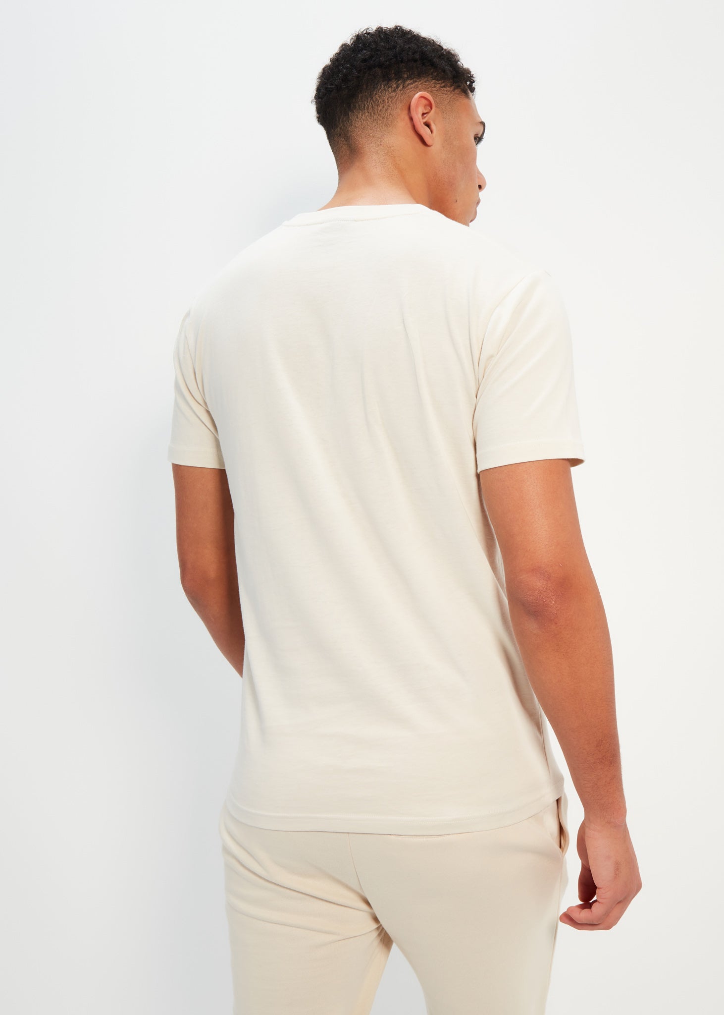 Ellesse T-shirts  Ollio tee - off white 