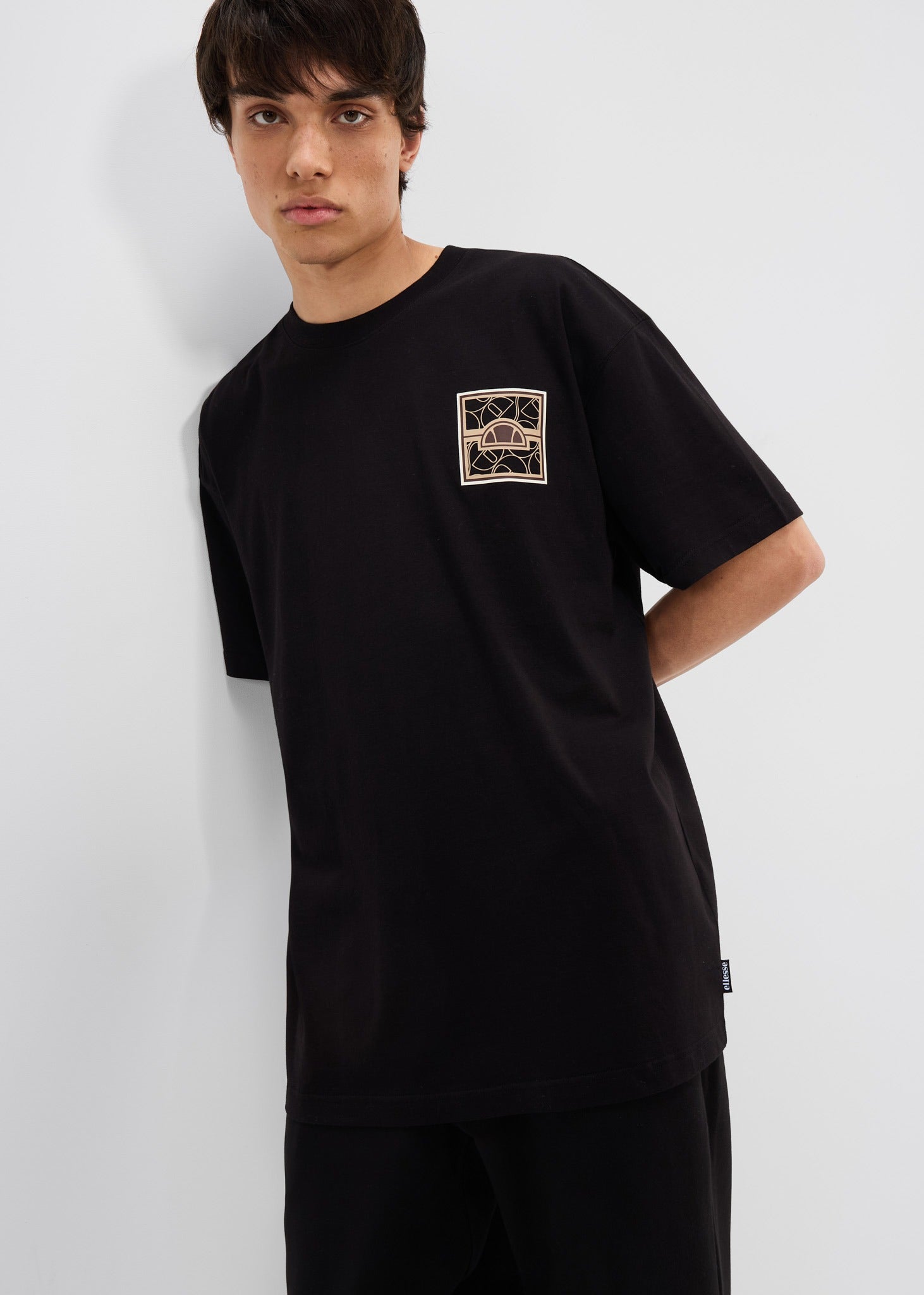 Ellesse T-shirts  Peroli tee - black 