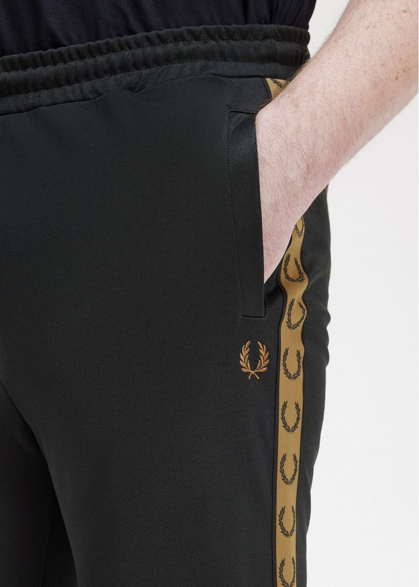 Fred Perry Broeken  Seasonal taped track pant - black shaded stone 