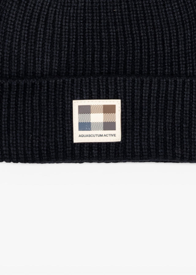 Aquascutum Mutsen Rubber patch beanie - black