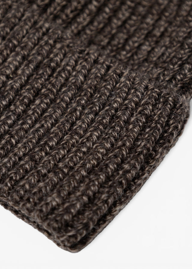 Aquascutum Mutsen Rubber patch beanie - chocolate