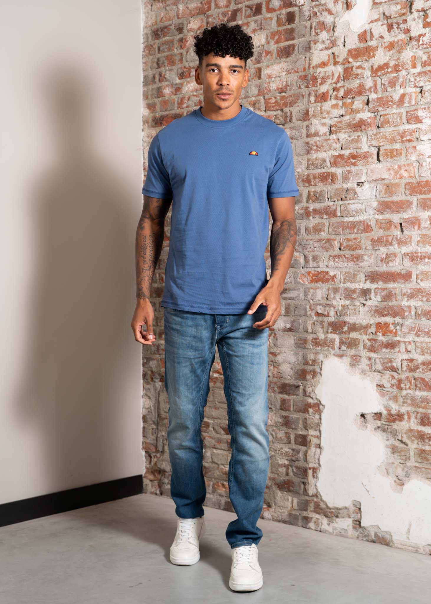 Ellesse T-shirts Cassica tee - navy