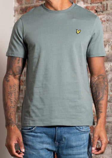 Lyle & Scott T-shirts Plain t-shirt - green mercurial