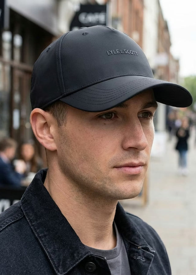 Lyle & Scott Petten Shell fabric cap - jet black