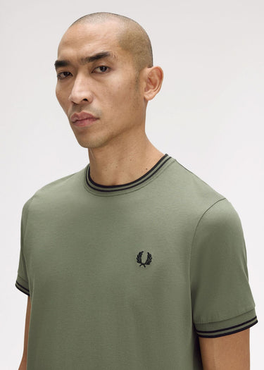 Fred Perry T-shirts Twin tipped t-shirt - laurel wreath green black